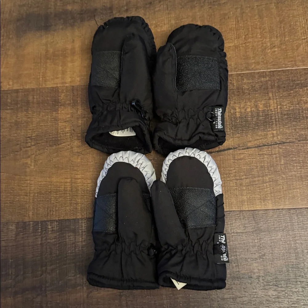 Thinsulate Black and Gray Winter Mittens.  Size small and small medium.  2 Pair